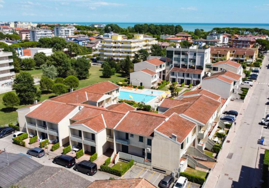 Apartment Caorle De Lux Swimming Pool, Parking, Garden Exterior foto