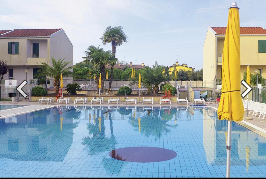 Apartment Caorle De Lux Swimming Pool, Parking, Garden Exterior foto