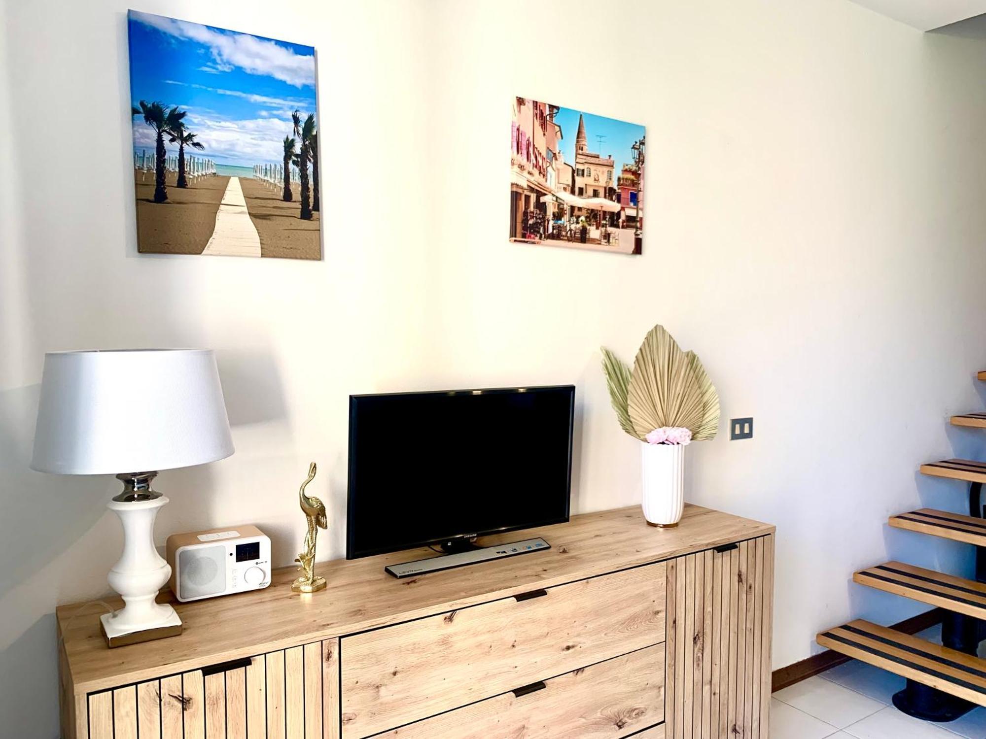 Apartment Caorle De Lux Swimming Pool, Parking, Garden Exterior foto